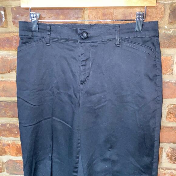 Gloria Vanderbilt Black Capri Cropped Khaki Pants Women's Size 4 - Picture 2 of 4